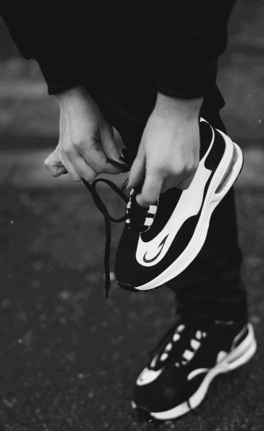 pexels-kowalievska-1040427 2